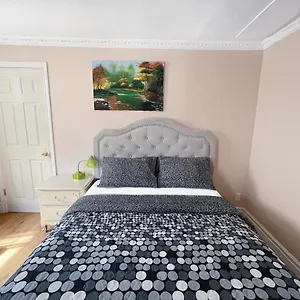 Holiday home Fall Holiday - Close To The Fall, 3 Mins Drive