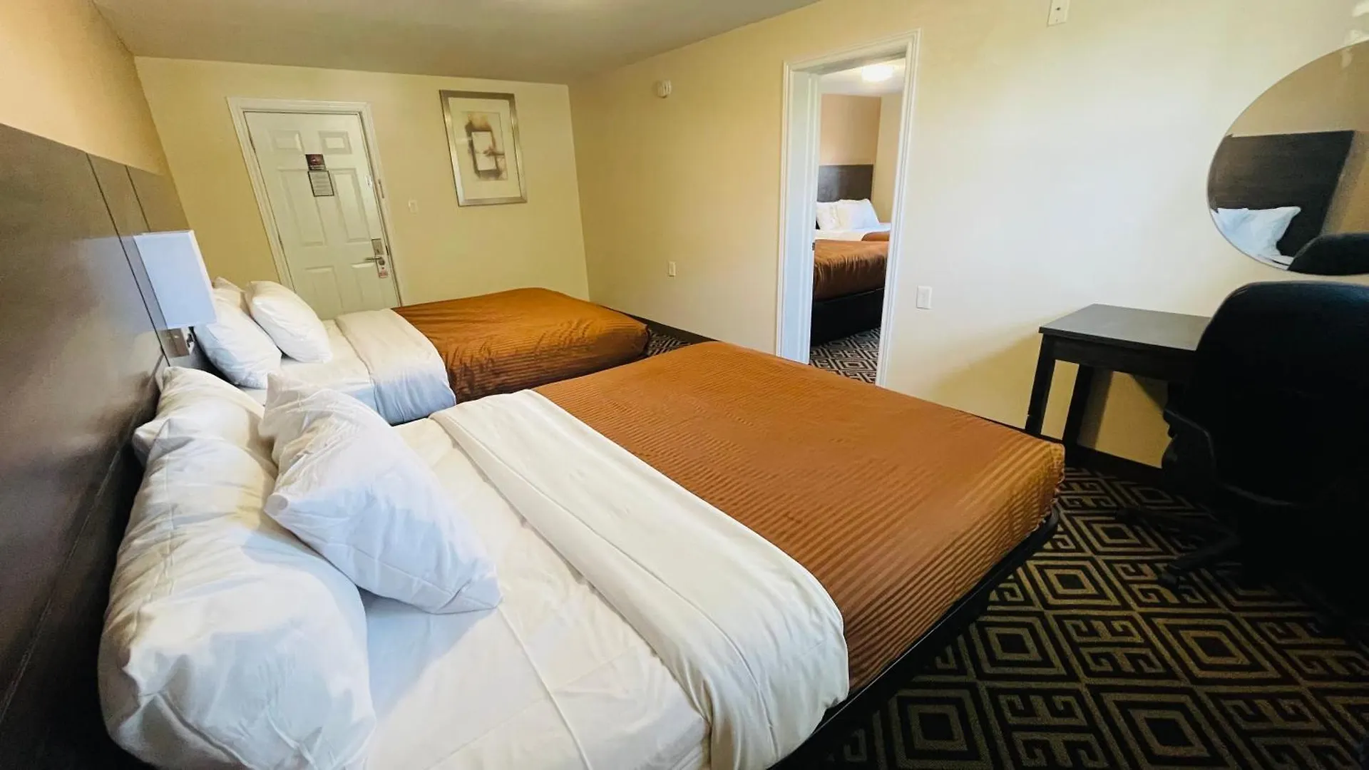 Falls Lodge & Suites Niagarawatervallen Hotel