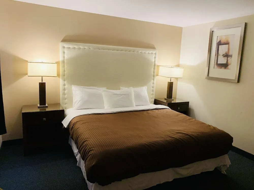 Falls Lodge & Suites Niagara Falls 2*,
