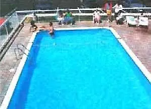 ** Hotel Falls Lodge & Suites Niagara Falls Canada