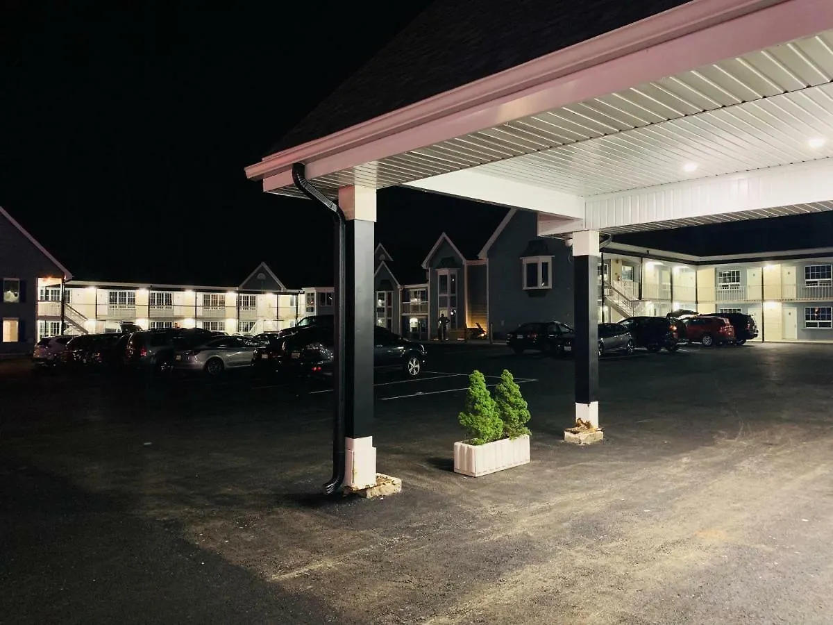 Hotel Falls Lodge & Suites Niagara Falls